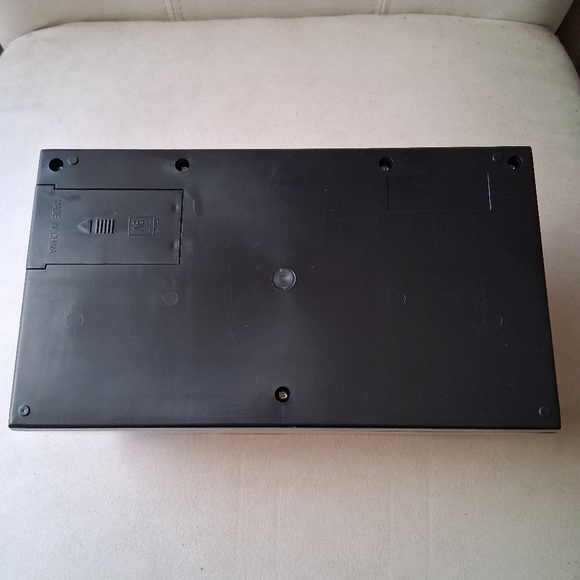 Automatic Card Shuffler - Picture 3 of 3